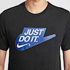 Nike Sportswear T 恤