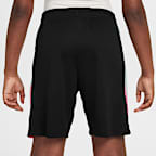 Nike Dri-FIT Strike Older Kids' Football Shorts