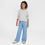 Playera de manga larga para niña talla grande Nike Sportswear Essential