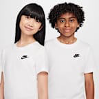 Nike Sportswear Older Kids' T-Shirt