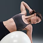 Bra deportivo de baja sujeción con almohadillas para mujer Nike One