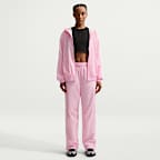 Chamarra con gorro de ajuste holgado para mujer UV Nike Sportswear Classic Wovens