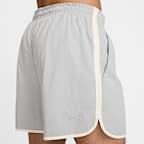 Shorts de entrenamiento Dri-FIT de 13 cm sin forro para hombre Nike Gym Heritage