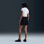 T-shirt recortada Nike Sportswear Chill Knit para mulher