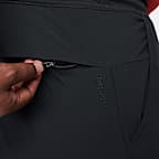 Nike Unlimited Men's Dri-FIT 23cm (approx.) Unlined Versatile Shorts