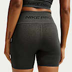 Shorts de ciclismo Dri-FIT de tiro alto de 13 cm para mujer Nike Pro Seamless