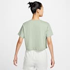 Nike Sportswear Essential Women's Cropped T-Shirt