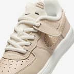 Nike Force 1 Low SE EasyOn Younger Kids' Shoes