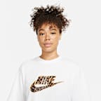 เสื้อยืดผู้หญิงทรงหลวม Nike Sportswear