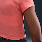 Playera cropped de manga corta para mujer Sabrina