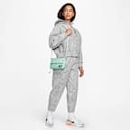 Nike Sportswear Futura 365 Cross-body Bag (3L)