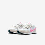 Nike MD Valiant Younger Kids' Shoe
