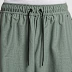 Nike Tech 男款 Dri-FIT Shori 寬鬆剪裁短褲