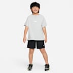 Nike Dri-FIT Athletics Older Kids' (Boys') Short-Sleeve Training Top