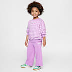 Pants de French Terry de pierna ancha infantiles Nike Essentials
