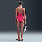 Traje de baño de una pieza con cuello en V Nike Swim Essential para mujer