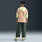 Nike Sportswear Older Kids' T-Shirt