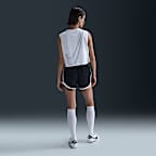 Playera sin mangas con gráfico cropped para mujer Nike Sportswear Club