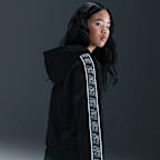 Nike Sportswear Club Dri-FIT-hættetrøje med lynlås til større børn