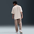 เสื้อยืดผู้ชายขนาดโอเวอร์ไซส์ Nike Sportswear Premium Essentials