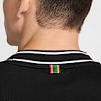 NikeCourt Heritage tennistrøje med korte ærmer til mænd