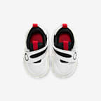 Nike Team Hustle D 11 嬰幼兒鞋款