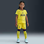 Tottenham Hotspur 2025/26 Stadium harmadik Nike Dri-FIT Total 90 háromrészes futballszett kisgyerekeknek