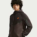 Velvet Brown/Baroque Brown/Bright Crimson