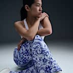 Nike Sportswear Collection Jacquard-Trainingshose mit mittelhohem Bund (Damen)