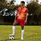 Nike Phantom GX 2 Elite Electric FG Low-Top Football Boot