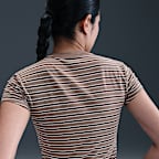 ナイキ スポーツウェア チル ニット ウィメンズ スリム ストライプド Tシャツ