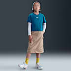 Nike Sportswear Essential Older Kids' (Girls') T-Shirt
