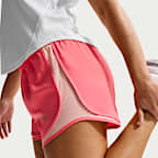 Shorts de correr Dri-FIT de tiro medio con forro de ropa interior para mujer Nike Tempo