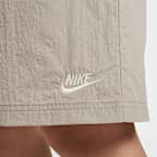 ナイキ スポーツウェア ウィメンズ ミッドライズ ルーズ ニーレングス ショートパンツ