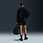 Playera Dri-FIT cropped oversized de cuello redondo para mujer Nike Prima