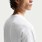 Nike Sportswear Premium Essentials Men's Long-Sleeve T-Shirt