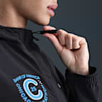 Chamarra de correr UV Repel para mujer Nike Swift
