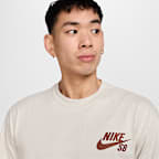 เสื้อยืดสเก็ตบอร์ดมีโลโก้ Nike SB