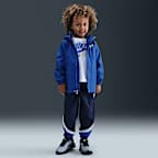 Chamarra impermeable infantil Nike