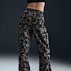 Nike Sportswear Windrunner Women's UV Protection Mid-Rise Woven Printed Trousers