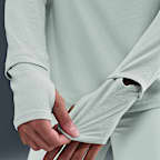 Haut de running deuxième couche Dri-FIT à 1/4 de zip Nike Trail pour femme