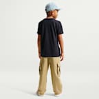 Playera para niños talla grande Nike Sportswear