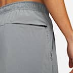 Nike Unlimited 男款 Dri-FIT 7" 無襯裡多功能短褲