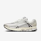 Nike Zoom Vomero 5 Men's Shoes