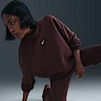 Nike Sportswear Phoenix Plush Women's Cozy Fleece Oversized Mock-Neck Top