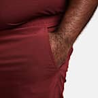 Shorts versátiles sin forro Dri-FIT de 13 cm para hombre Nike Unlimited