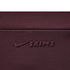 Leggings de tiro alto con panel en V de 66 cm para mujer NikeSKIMS Shine