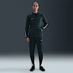 ナイキ アカデミー ウィンター ウォリアー メンズ Therma-FIT 1/2ジップ サッカートップ