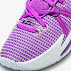 LeBron Witness 7 EP Basketball Shoes