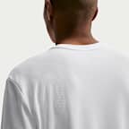 Playera de correr de manga corta Nike Miler Dri-FIT con protección contra los rayos UV para hombre